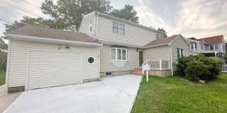 15 Mida Court unit: 2A Gallery 1