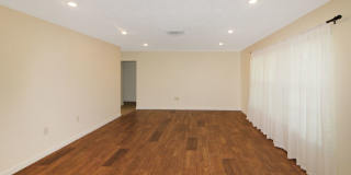 Jacaranda West Annual Pool Home for Rent Jacaranda West Annual Pool Home for Rent Gallery 4