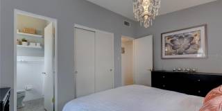 3020 Oxford Street Gallery 3