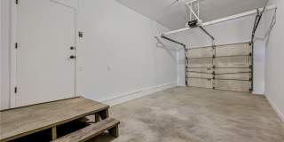 1622 Woodlawn Gallery 15