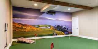 70 Foundry Street Gallery 17