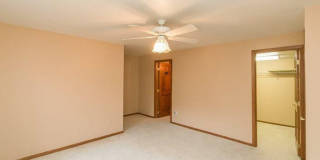 Huge 3-bedroom, 4-bath, 3-car garage townhome in Longfellow neighborhood Gallery 18