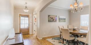 3 bedroom, 2 bathroom Midtown Beauty in Tulsa, OK! Gallery 3