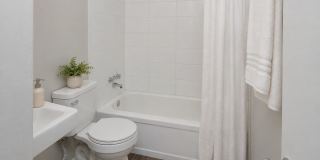 Peach Tree Townhomes Gallery 26