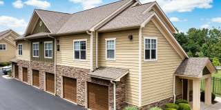 Vintage Retreat Apartments Gallery 25