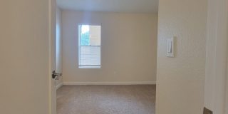Sand Pebble Apartments Gallery 23
