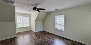 Welcome Home to Comfort and Convenience! Gallery 17