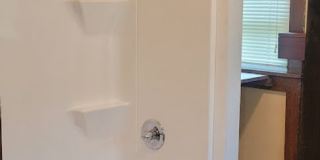 3 BR 2 Bath House - 5 minutes from IU Bloomington!  FALL 2027 Gallery 8