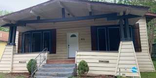 815 South Willow Street Gallery 1
