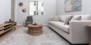 Downtown Ontario Luxury Apartments Gallery 12