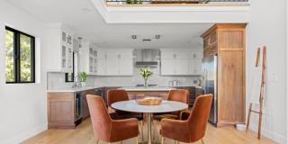 High-End Westside Rental on Washington Pl Gallery 5