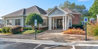 Jefferson at the Perimeter Apartments Gallery 16