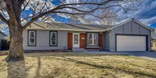 Beautiful Longmont Home with Modern Updates & Spacious Living. Available NOW! Gallery 1