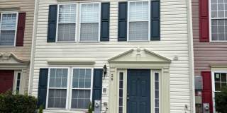 Spacious 4-Bedroom Townhouse in Aberdeen Gallery 1