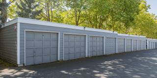 Oak & Iron Flats Apartments Gallery 19