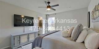 Stylish 3 Bed / 2 Bath with Open Layout & Backyard Retreat Gallery 9