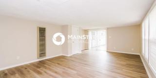 1811 East 75th Street Gallery 11
