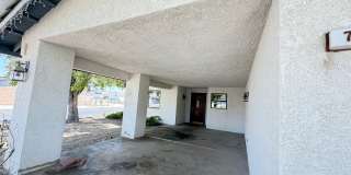 Gorgeous 3 Bed 2 Bath House in a Great Neighborhood Gallery 4