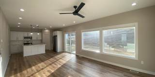 Luxury Homes in West Des Moines Gallery 4