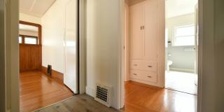 20p020 - 5301-5311 Miles Ave. Gallery 37