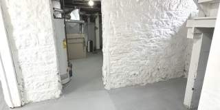 408 S Gardiner Avenue Gallery 23