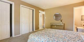 Amenities and Utilities included Richmond Condo Near VCU and UR Gallery 13