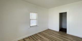 Spacious 2-Bed 1-Bath House Gallery 9