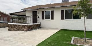 1109 Huckleberry Street Gallery 1