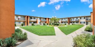 Sunset Square Gallery 5