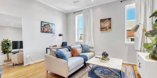 Sunny 1 bedroom/1 bath in Adams Morgan! Gallery 8