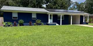 Updated 3BR | Solar Panels + Fenced Yard Gallery 1