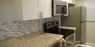2/2 Condo Screen Porch, Pool Complex 2/2 Condo Screen Porch, Pool Complex Gallery 1