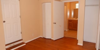 Walk to FSU! 4/2 w/ 2 Living Spaces, Wood Floors, Large Yard, & Washer/Dryer! Avail Aug 6th for $1825/month! Gallery 20