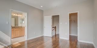 42451 MAGELLAN Square Gallery 22