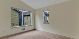 Cheery & Bright Columbia City Townhome Gallery 20