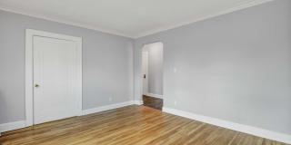 Lake Villa Gallery 9
