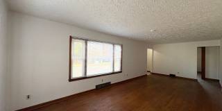 Attached Garage 3 Bed 2 Bath Attached Garage 3 Bed 2 Bath Gallery 5