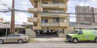 $2,100 / 1br - 423ft2 - Well Maintained 1BR/1BA/1PKG unit in Apt (Honolulu) $2,100 / 1br - 423ft2 - Well Maintained 1BR/1BA/1PKG unit in Apt (Honolulu) Gallery 1
