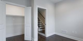 2722 LATONA STREET Gallery 6