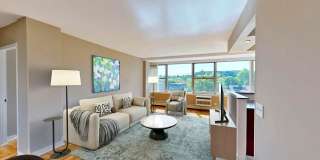 1600 East Avenue Apartments Gallery 6