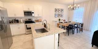 20761 NE 2nd Ct Gallery 11