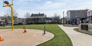 455 Fulton St Gallery 33