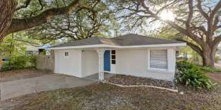 Live Close to Campus! 4 Bed/2 Bath Available for August 2026 Move-in! Live Close to Campus! 4 Bed/2 Bath Available for August 2026 Move-in! Gallery 1