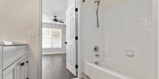 15612 Everglade Ln Gallery 13