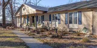 2002 17th Street Gallery 2