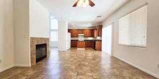 Spacious 4 Bed Home with Loft & 3-Car Garage Gallery 9