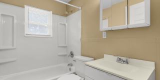 2 Bedroom One Level Apartment Gallery 25