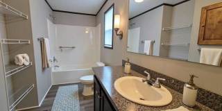 440 Warbler Lane Gallery 4