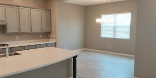 5Bdrm/ 3.5 bath in Saguaro Bloom, near Twin Peaks & Silverbell Gallery 5