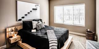 The Sterling at Prairie Trail Gallery 14